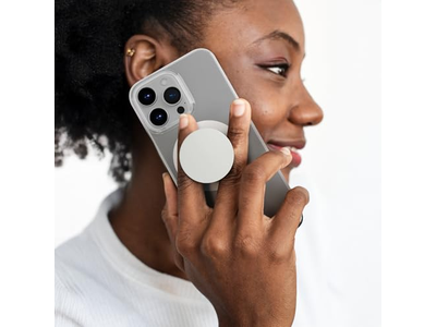 Collapsible Grip for MagSafe with Magnetic Snap Closure Phone Holder